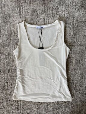 Fashion Nova Scoop Neck Tank